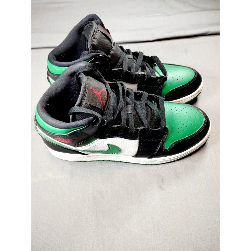 Air Jordan 1 Mid GS 7Y Black Pine Green White Gym Red 554725‑067 High‎ Tops